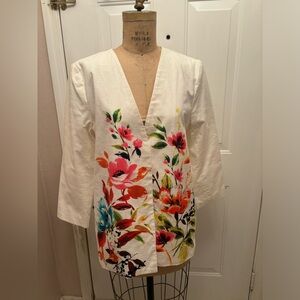 Women’s Liz Claiborne White with Floral Blazer in Size L